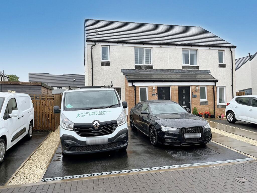 Main image of property: Rosslyn Loan, Kirkcaldy, KY1