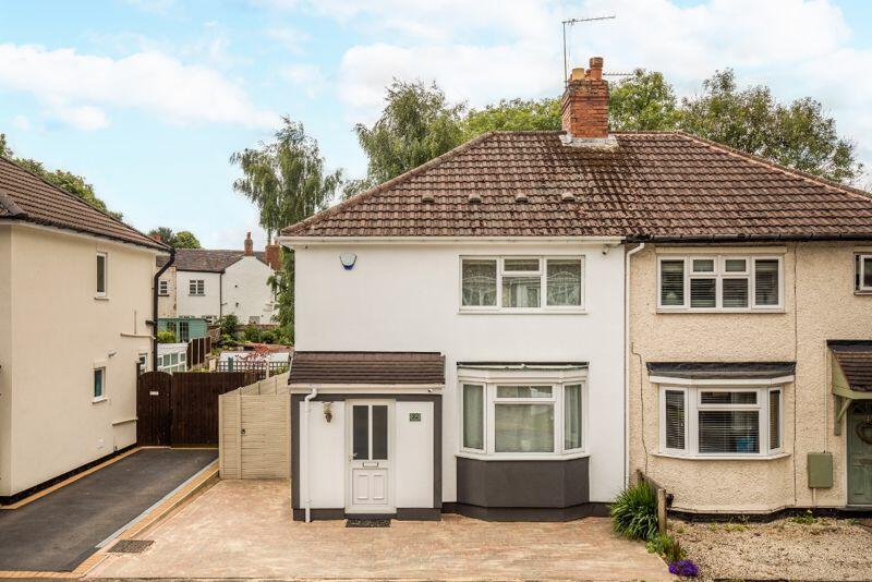 3 bedroom semidetached house for sale in Woodland Avenue, TETTENHALL