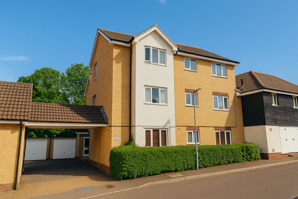 Main image of property: Harris Green, Dunmow, Essex, CM6
