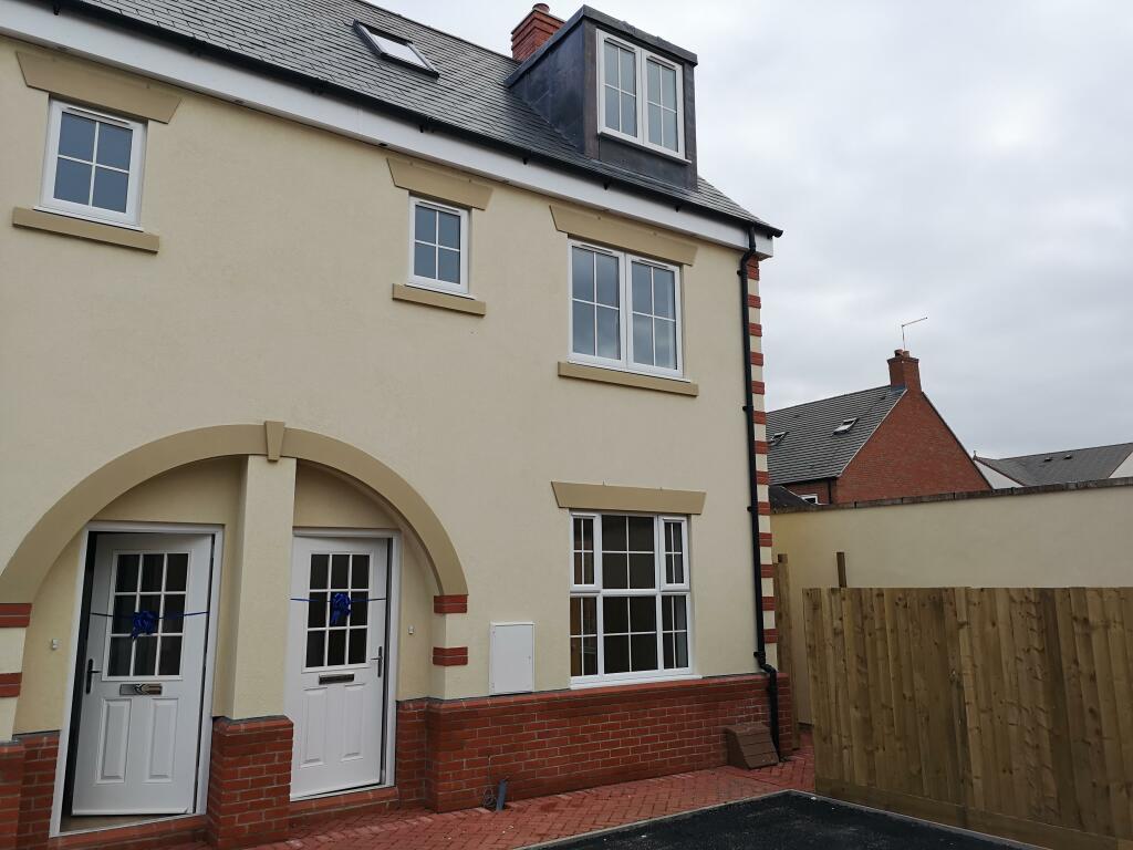 Temple Street, RUGBY