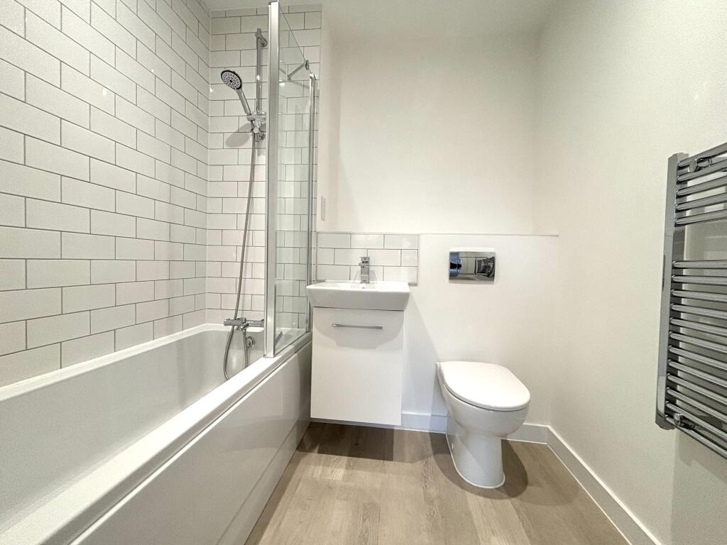 Additional property image - Belgrave Village B12