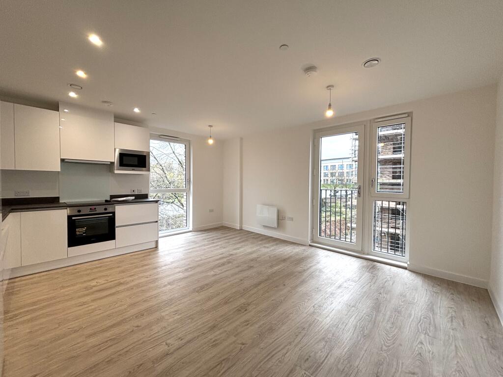 Additional property image - Belgrave Village B12