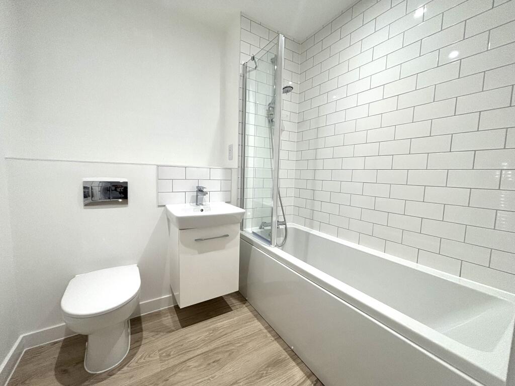 Additional property image - Belgrave Village, B12
