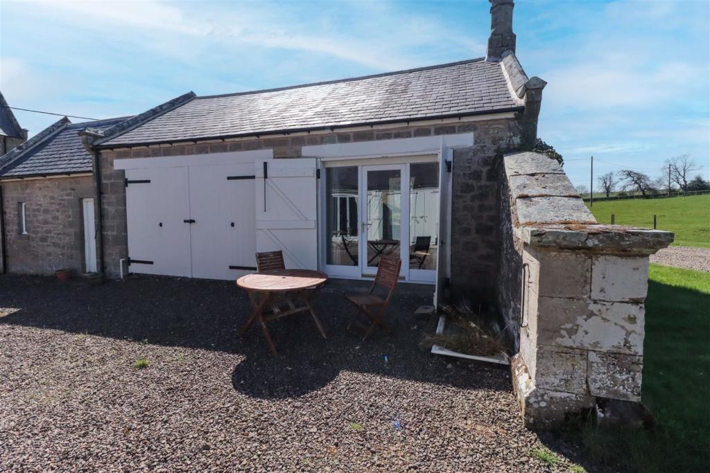 4 bedroom detached house for sale in Aln Valley Holiday Cottages