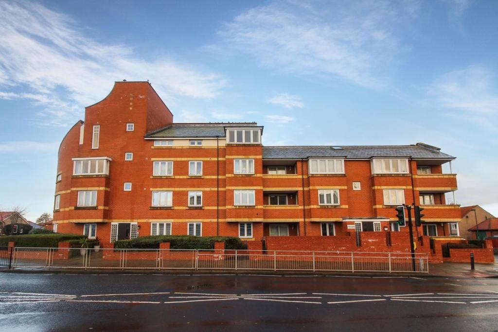 2 bedroom apartment for sale in Seatonville Road, Whitley Bay, NE25