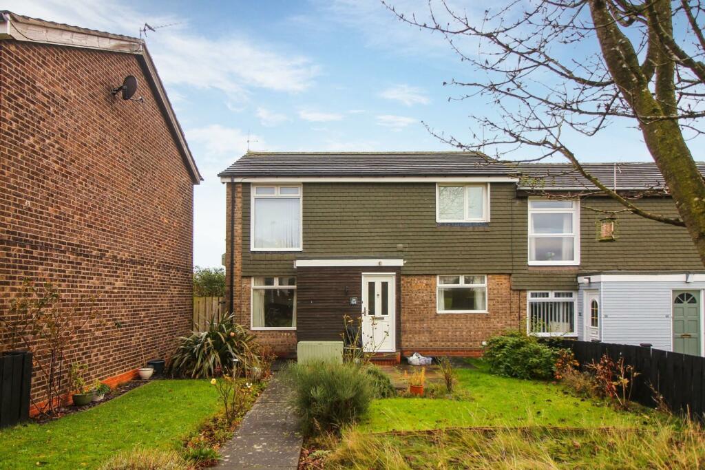 2 bedroom flat for sale in Newburgh Avenue, Seaton Delaval, Whitley Bay