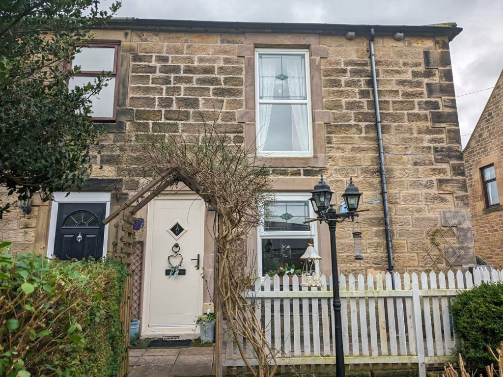 3 bedroom end of terrace house for sale in Front Street, NewbigginBy