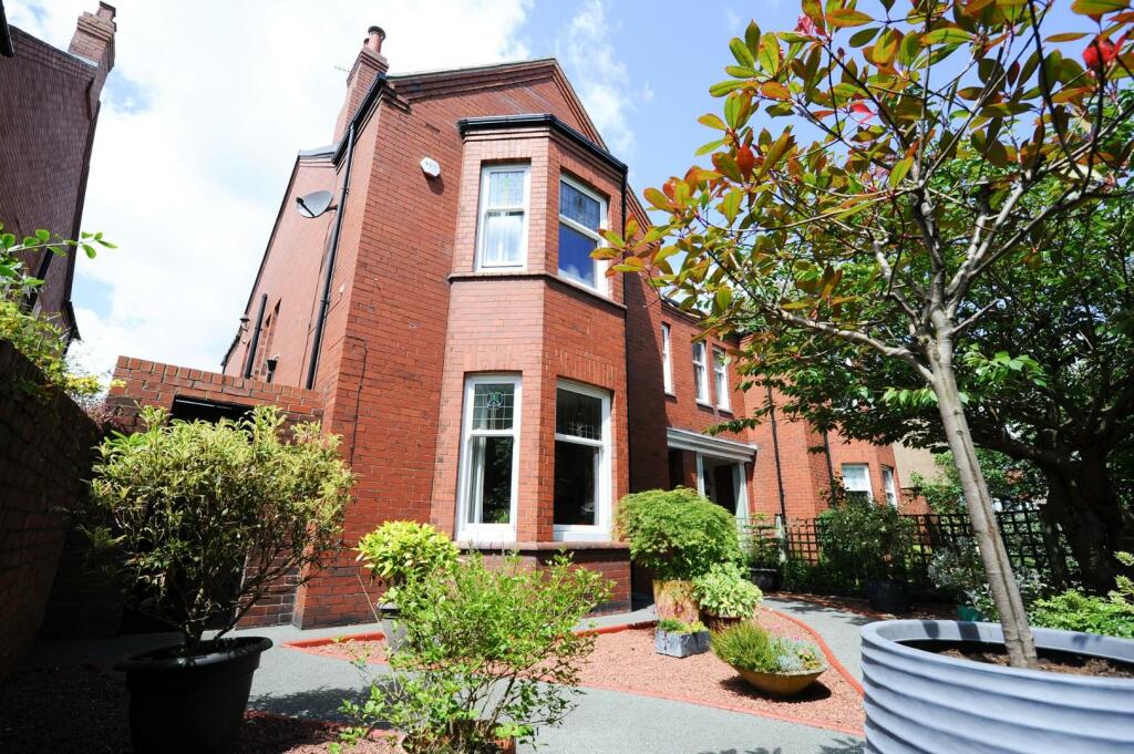 4 bedroom semidetached house for sale in Ridley Avenue, Blyth, NE24