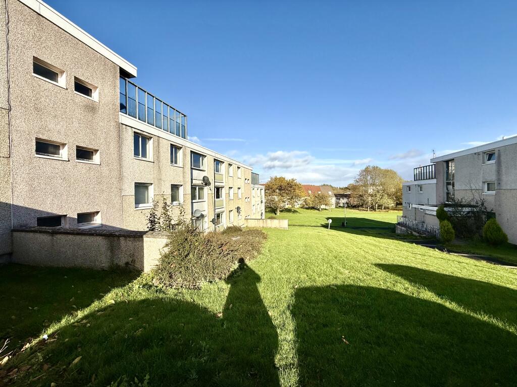 Main image of property: Pembroke, East Kilbride, G74