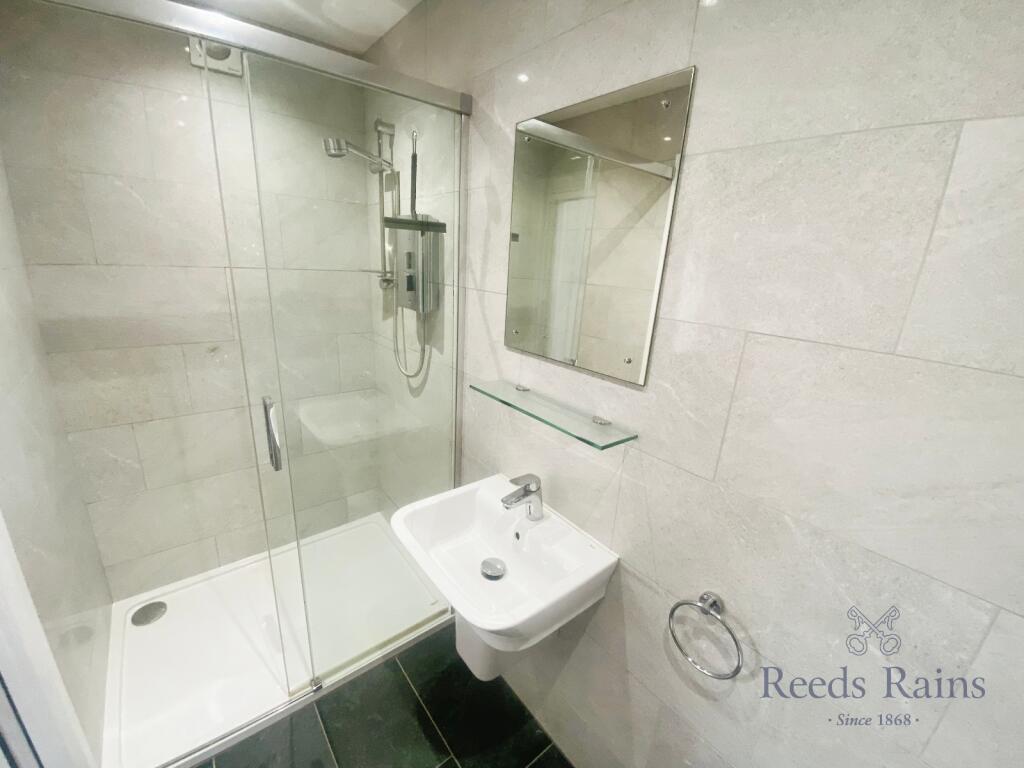 Additional property image - Hollingreave Road, Burnley, Lancashire, BB11