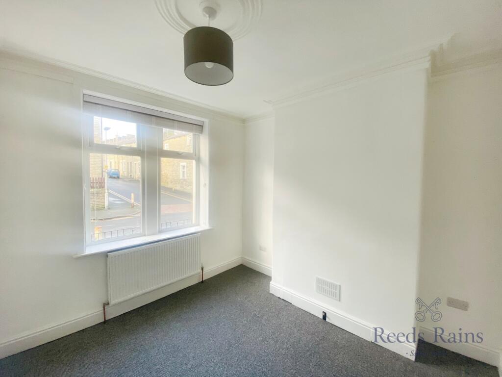 Additional property image - Hollingreave Road, Burnley, Lancashire, BB11