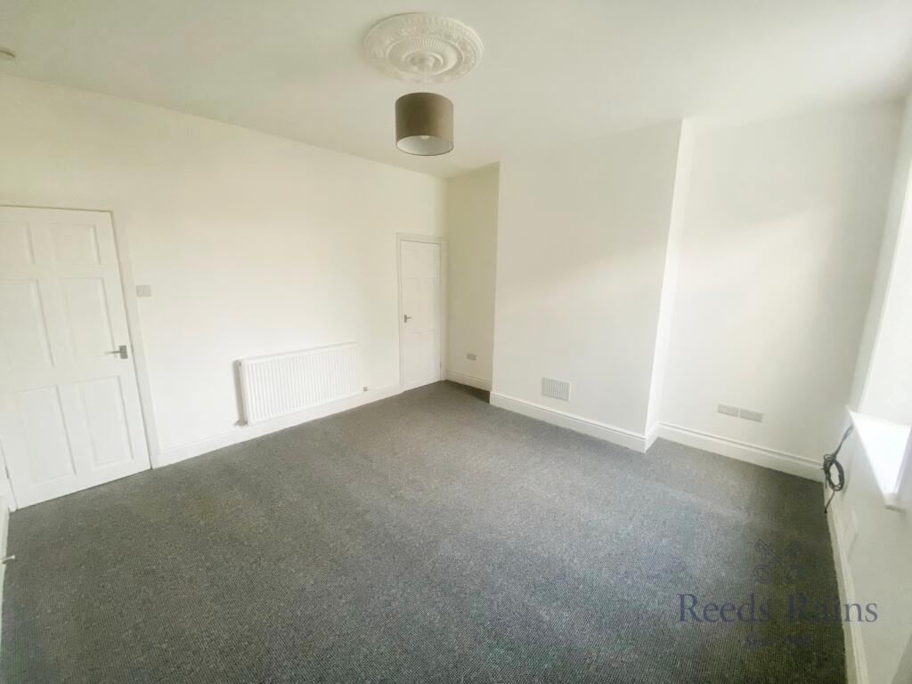 Additional property image - Hollingreave Road, Burnley, Lancashire, BB11