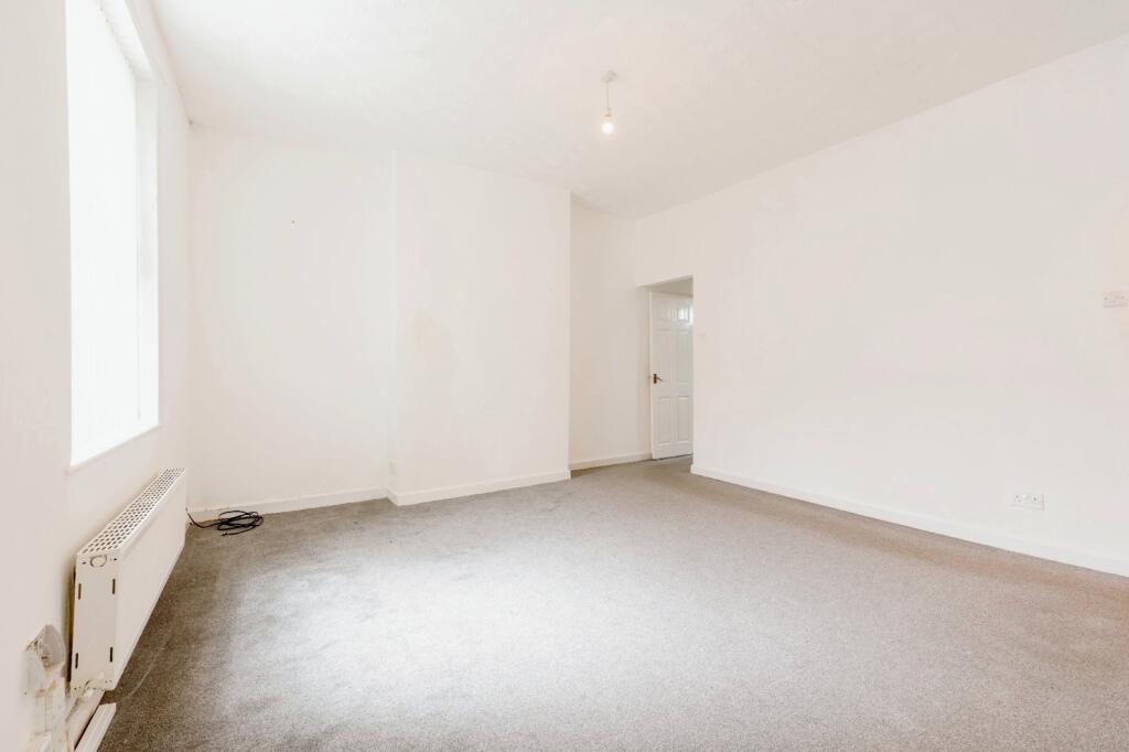 Additional property image - Hinton Street, Burnley, Lancashire, BB10