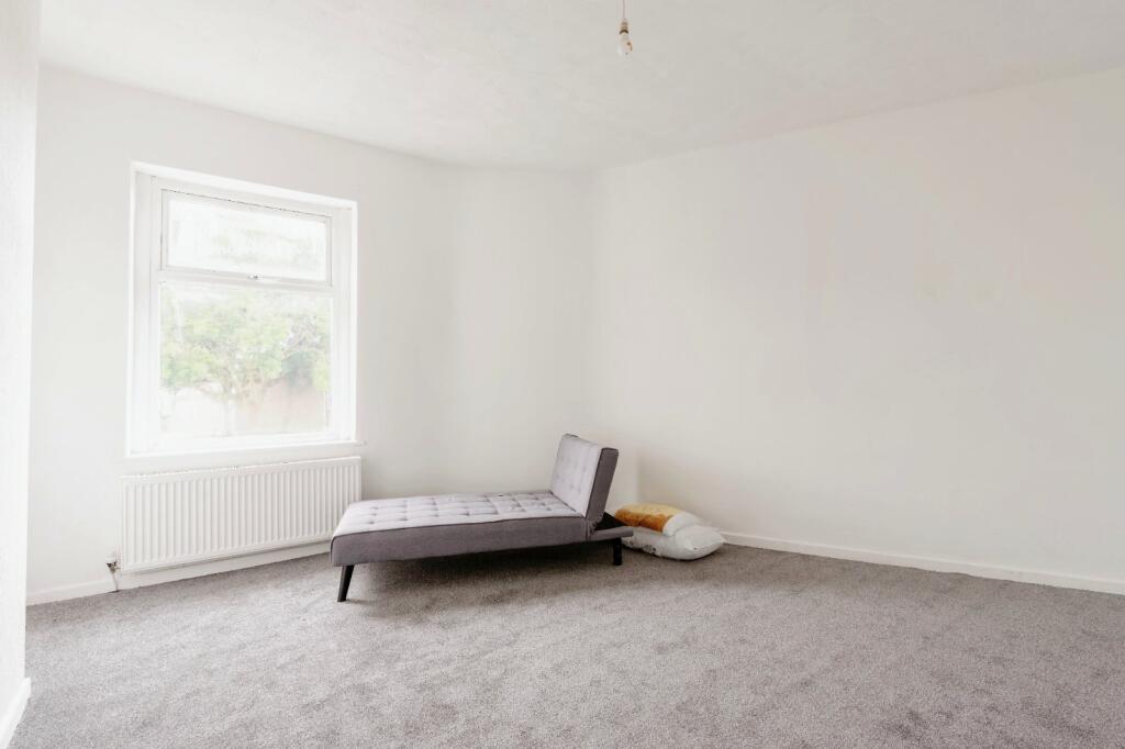 Additional property image - Hinton Street, Burnley, Lancashire, BB10