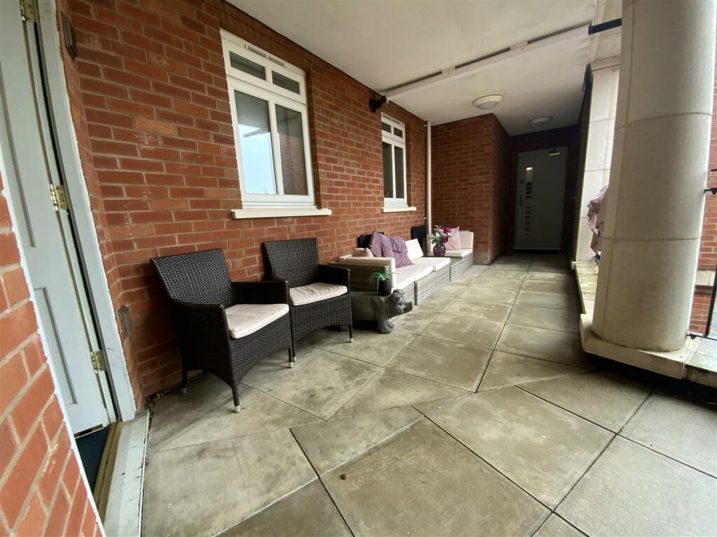 Additional property image - Dickens Heath, Solihull