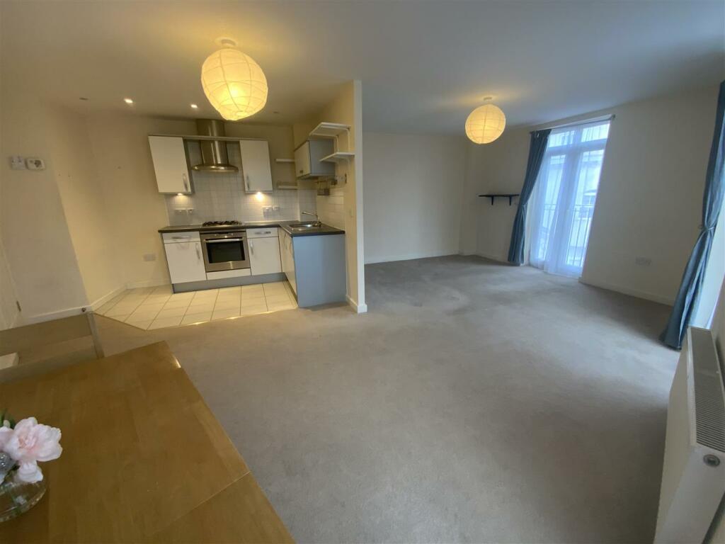 Additional property image - Dickens Heath, Solihull