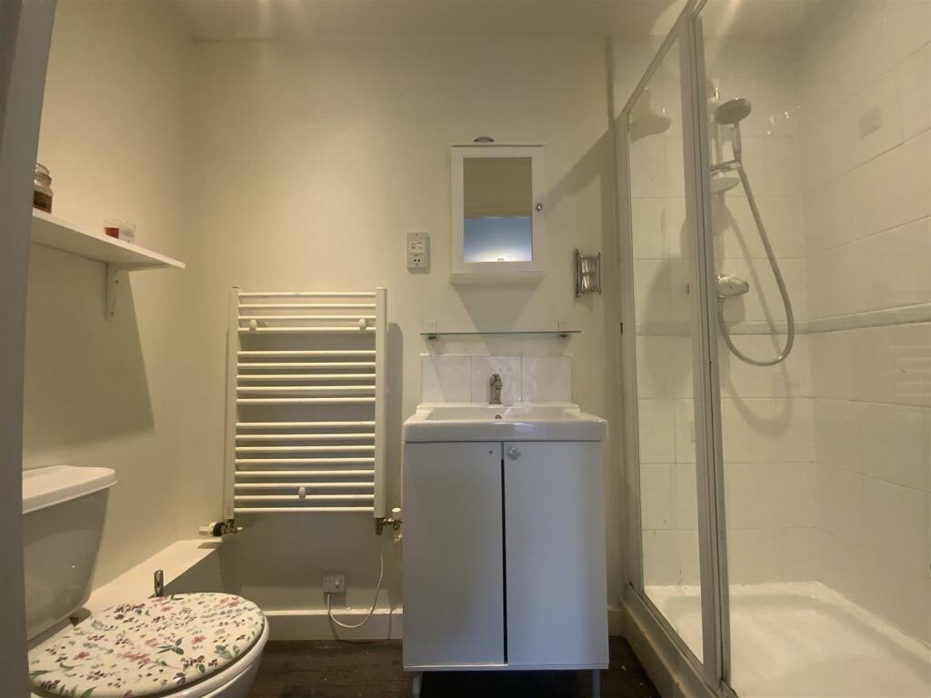 Additional property image - Dickens Heath, Solihull