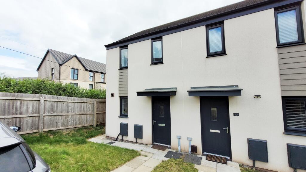 2 bedroom house for rent in Heol Booths, Cardiff, CF3