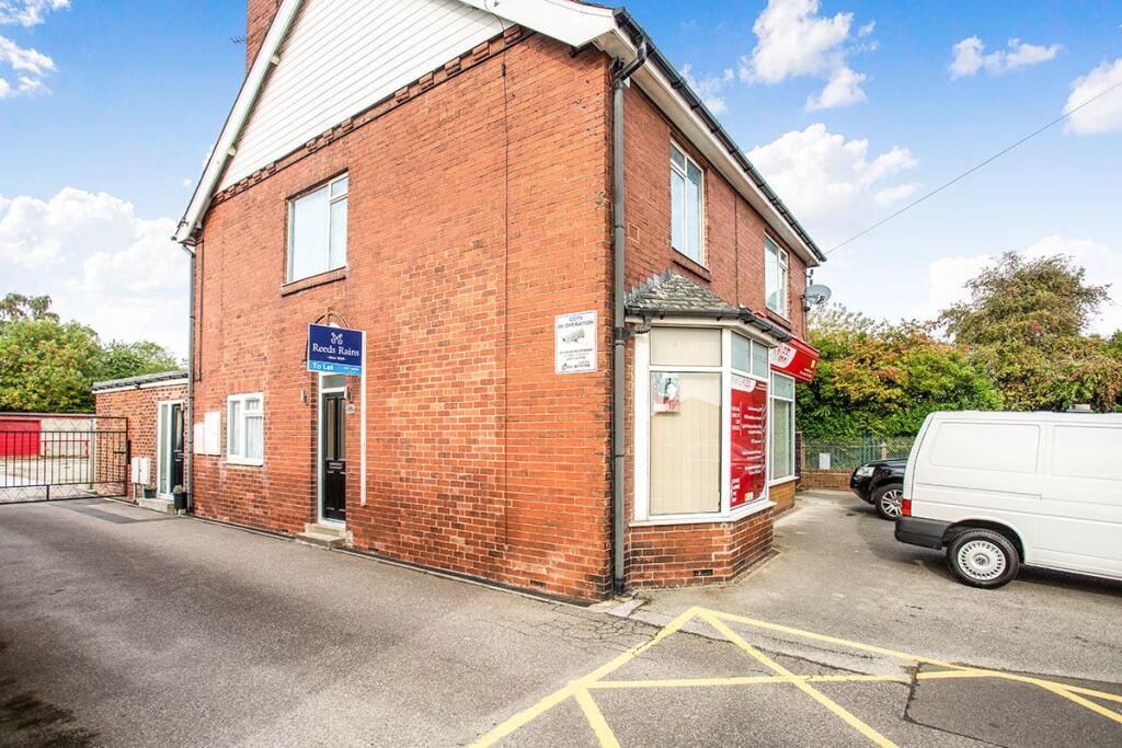 Main image of property: Poplar Avenue, Castleford, West Yorkshire, WF10