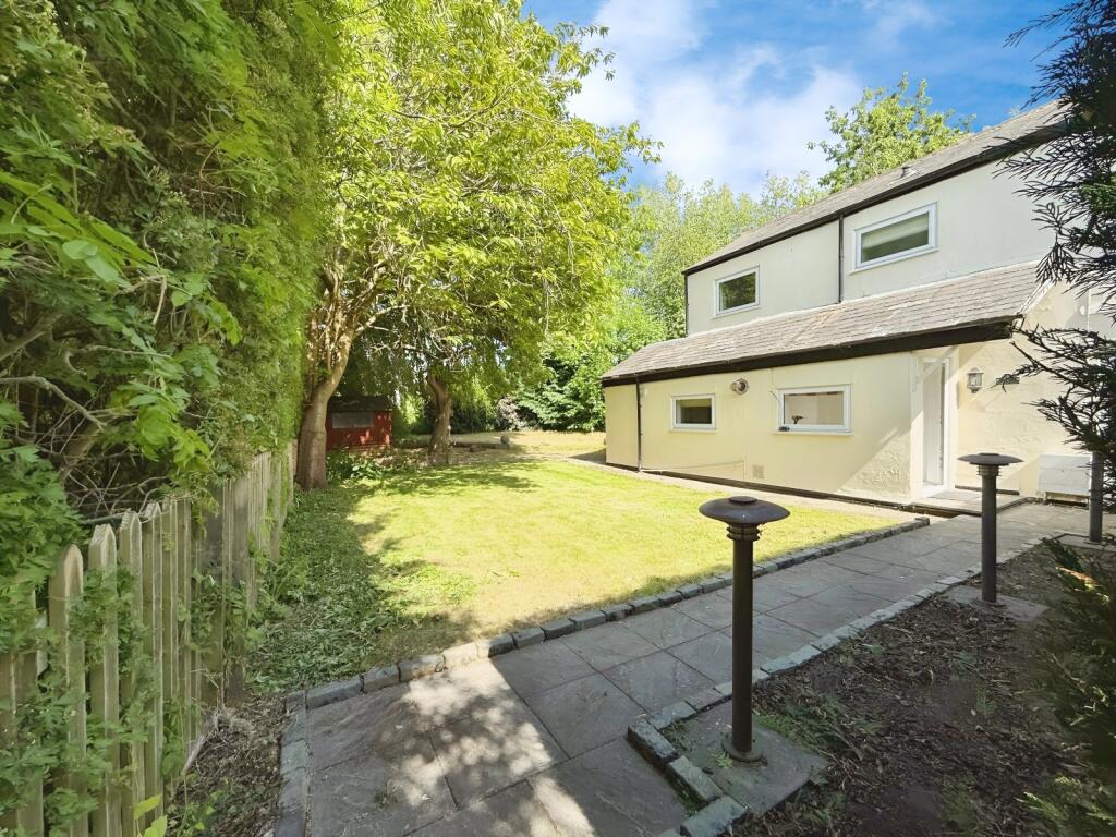 Main image of property: Abbots Terrace, Parkgate Road, Chester, Cheshire, CH1