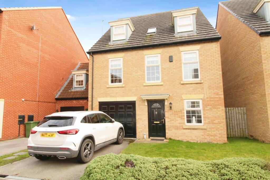 Main image of property: Renison Court, Leeds, LS15