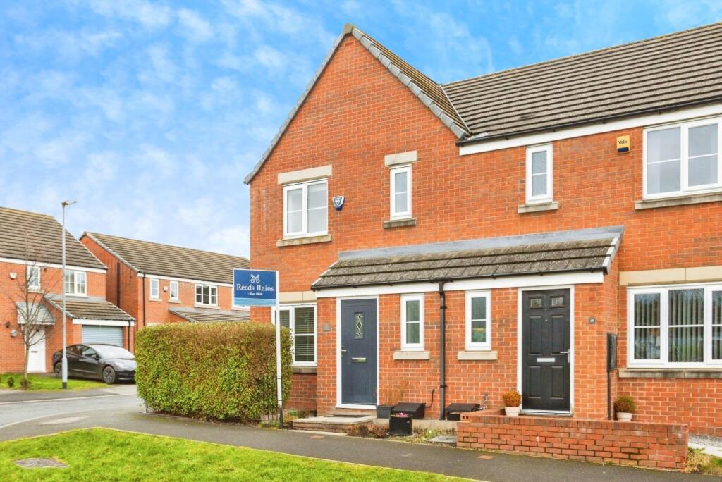 Main image of property: Alder Road, Whinmoor, Leeds, West Yorkshire, LS14