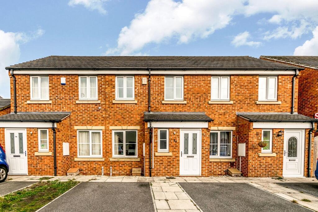 Main image of property: Ash Tree Grove, Leeds, LS14