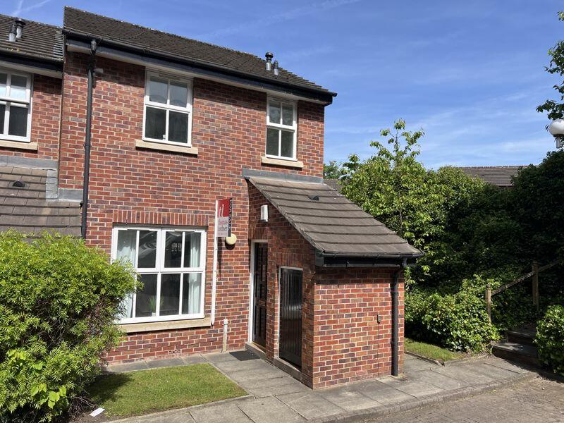 3 bedroom mews property for sale in Springbank Court, Manor Road