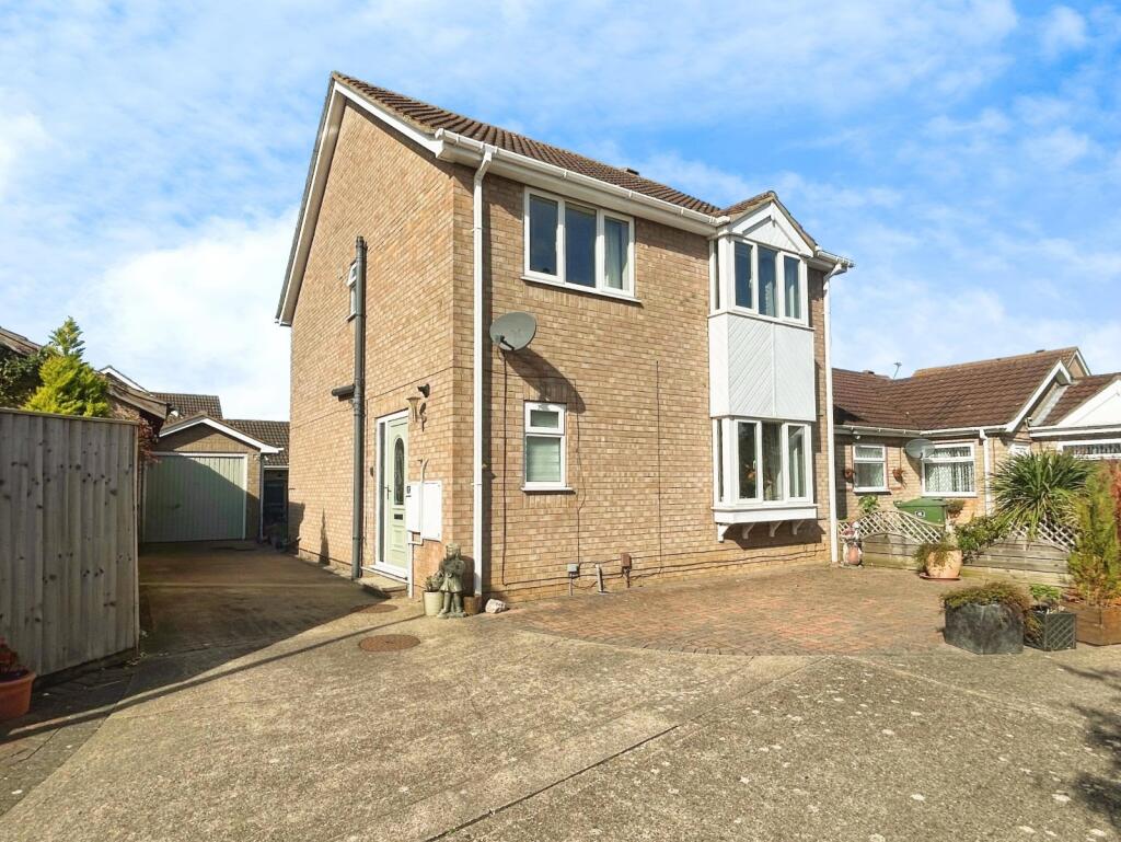 Main image of property: Chadwell Springs, Waltham, Grimsby, Lincolnshire, DN37