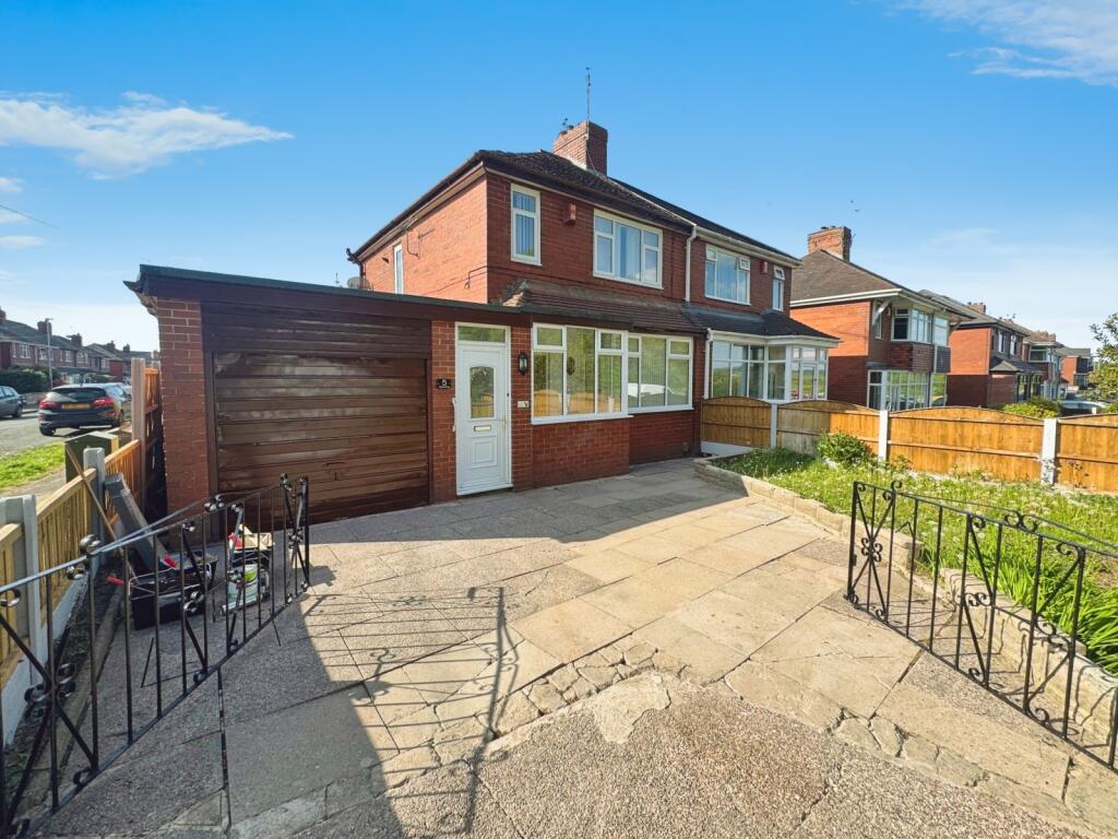 Main image of property: Oldcott Drive, Kidsgrove, Stoke-on-Trent, Staffordshire, ST7