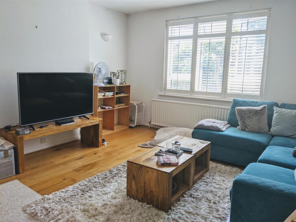 Main image of property: Brondesbury Villas, Queens Park, London NW6