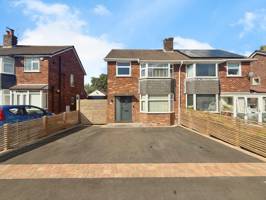 Main image of property: Ravenoak Road, Woodsmoor, Stockport, Cheshire, SK2