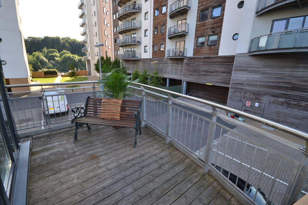 2 bedroom apartment for rent in Victoria Lodge, Victoria Wharf, Cardiff Bay, CF11