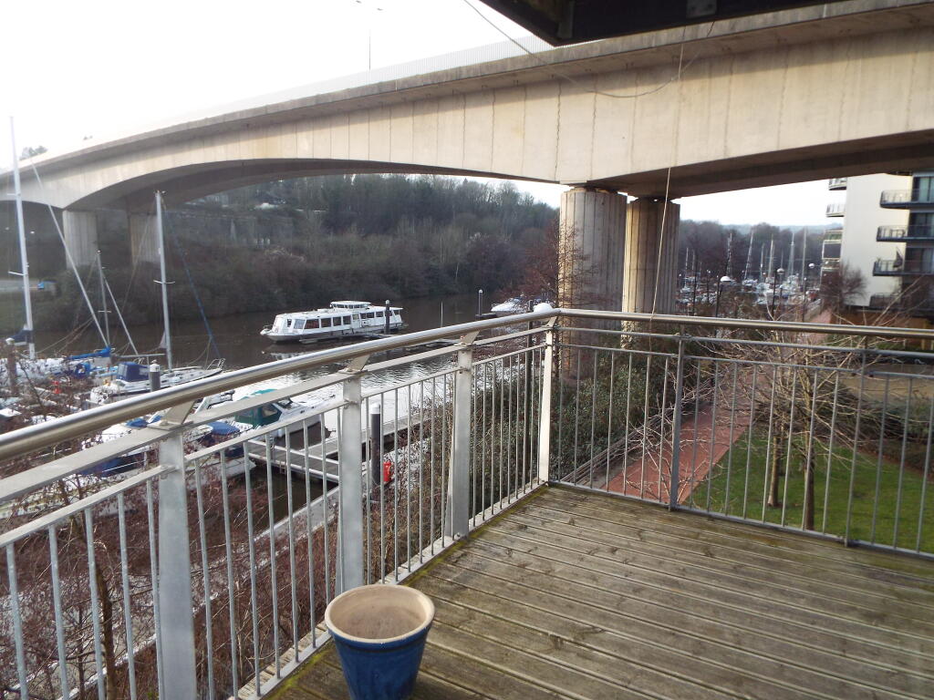 Main image of property: Beatrix, Victoria Wharf