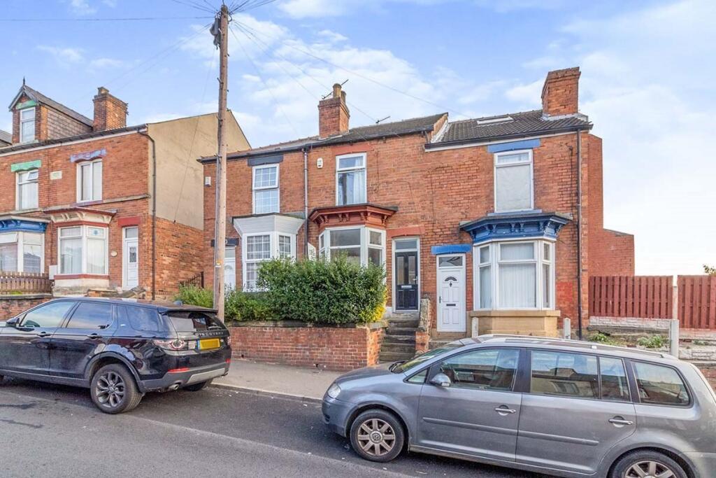 Main image of property: Hinde House Lane, Sheffield, South Yorkshire, S4