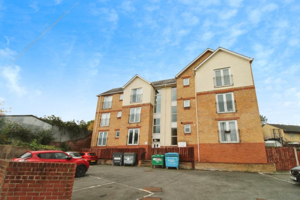 Main image of property: Cuthbert Bank Road, Sheffield, South Yorkshire, S6