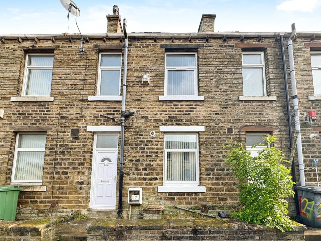Main image of property: Longwood Road, Huddersfield, West Yorkshire, HD3