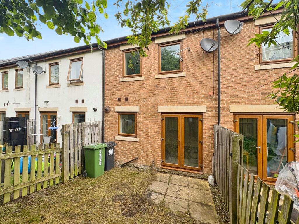 Main image of property: Greenlea Court, Huddersfield, West Yorkshire, HD5