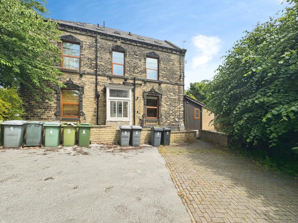Main image of property: Plover Road, Huddersfield, West Yorkshire, HD3