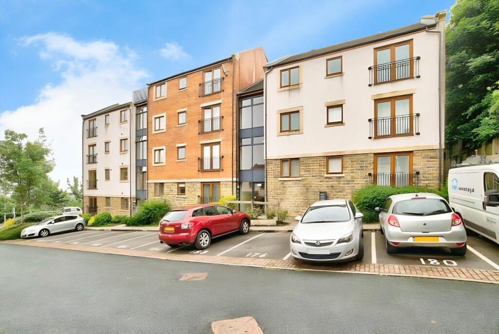 Main image of property: Greenlea Court, Huddersfield, West Yorkshire, HD5