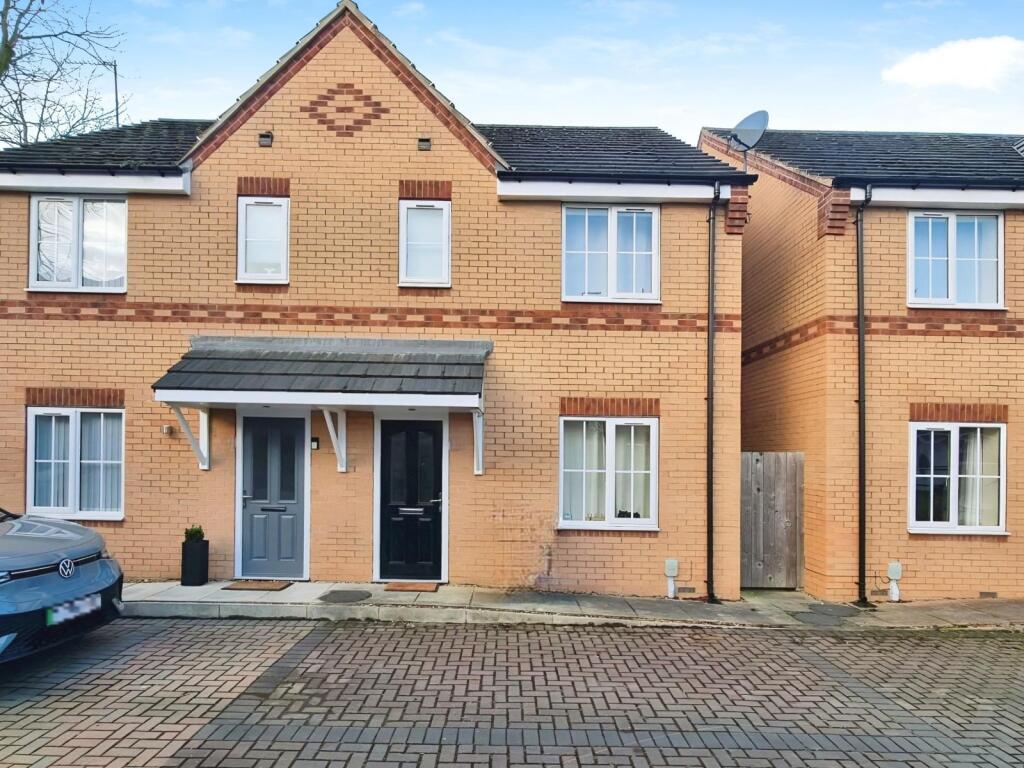 Main image of property: Hainsworth Park, Hull, East Yorkshire, HU6