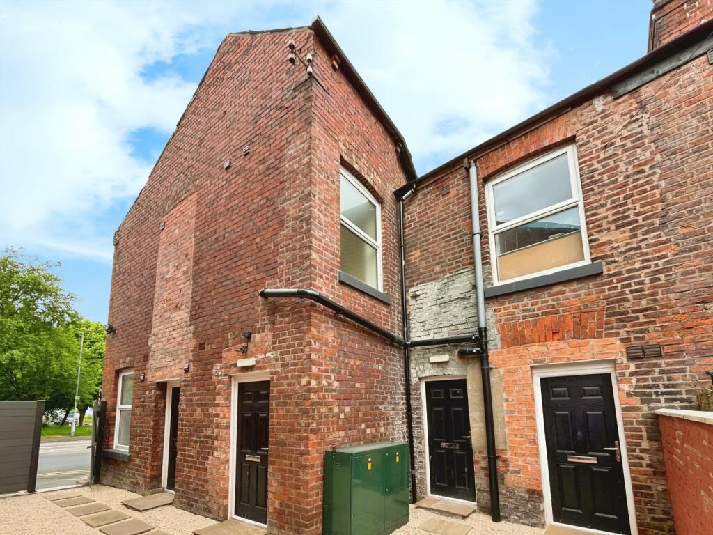 Main image of property: Flat 1 Lumn Road, Hyde, Greater Manchester, SK14