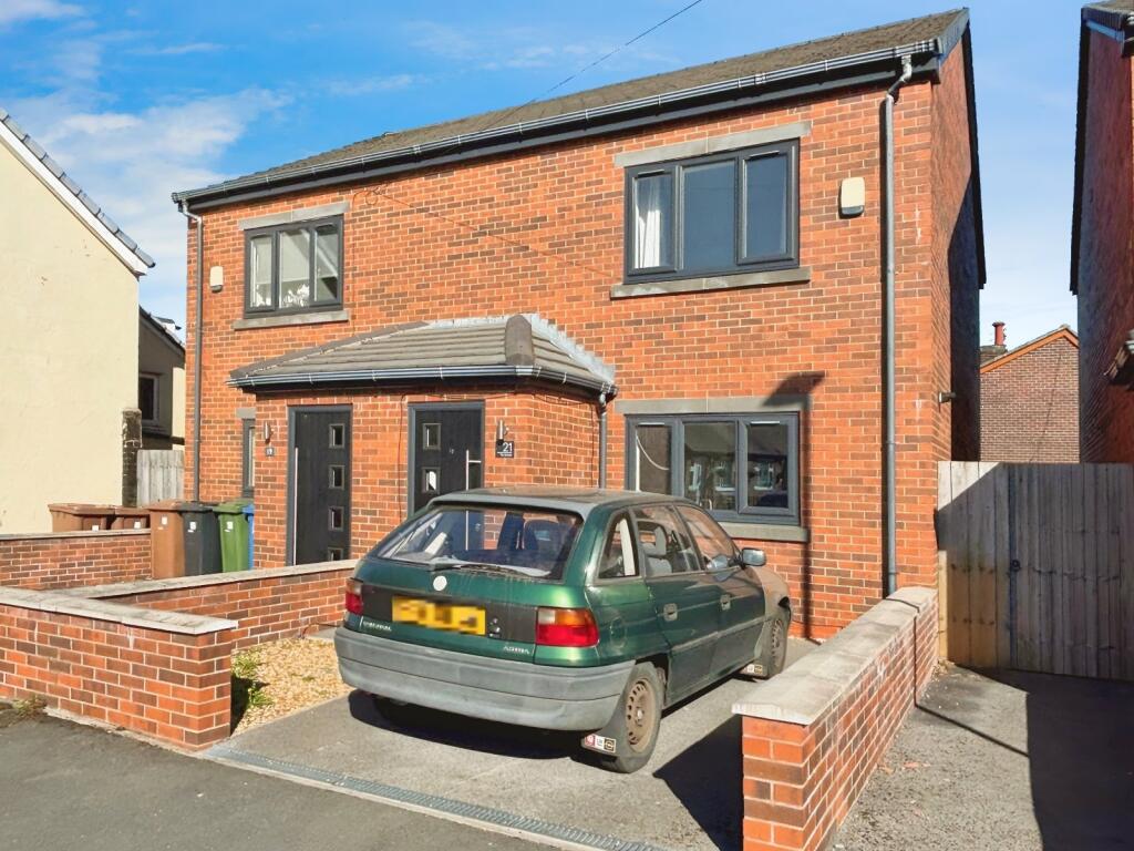 Main image of property: Tib Street, Denton, Manchester, Greater Manchester, M34