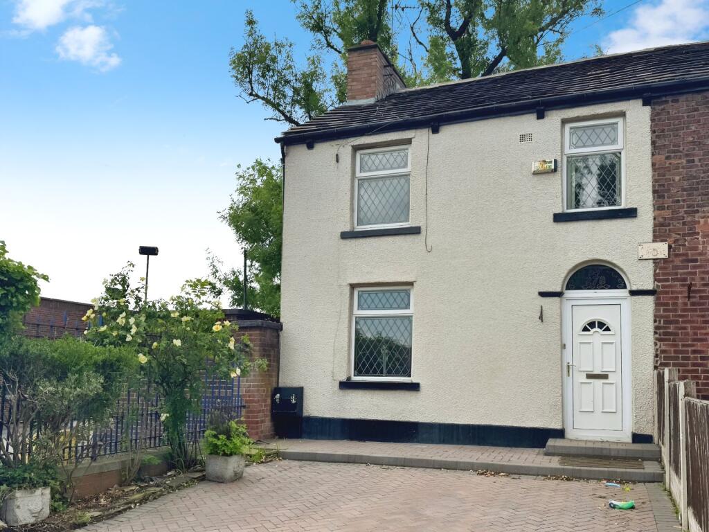 Main image of property: Talbot Road, Hyde, Greater Manchester, SK14