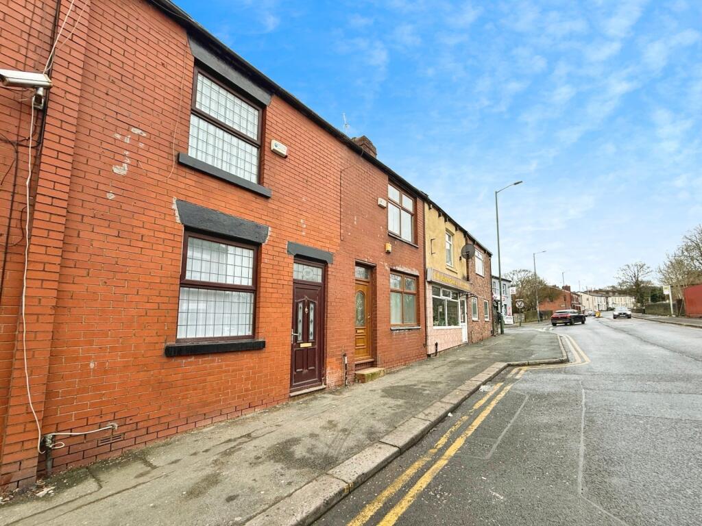 Main image of property: Stockport Road, Hyde, Greater Manchester, SK14