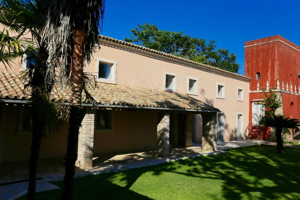 10 bedroom character property for sale in Gouvia, Corfu, Ionian Islands