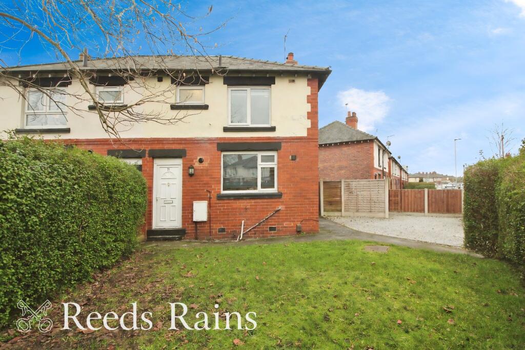 Main image of property: Parkgate Road, Macclesfield, Cheshire, SK11