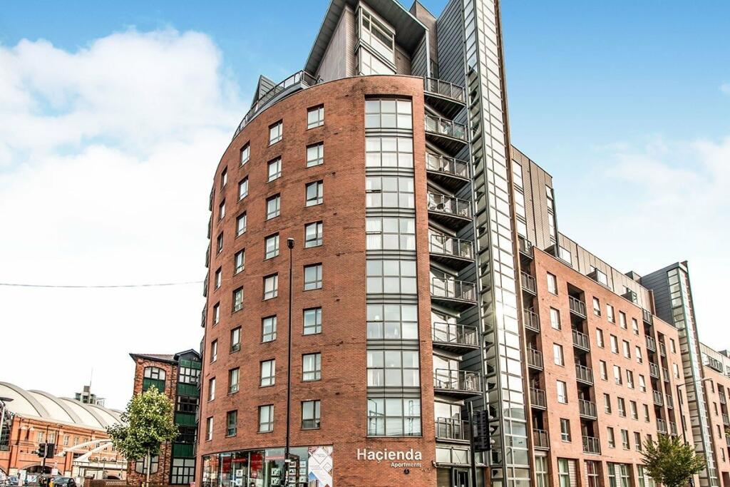 1 bedroom apartment for rent in Whitworth Street West, Manchester, M1