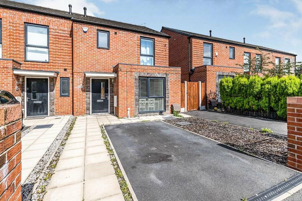 Main image of property: Garforth Avenue, Manchester, M4