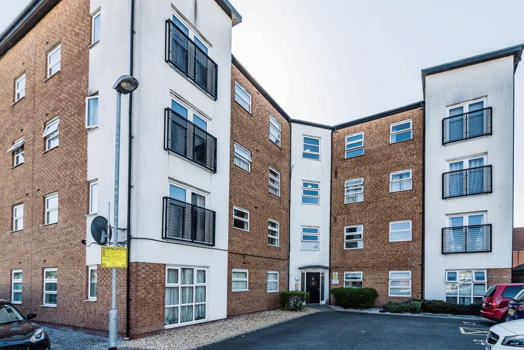 Main image of property: Ivy Graham Close, Manchester, M40